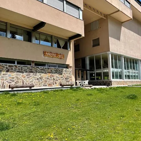 In Residencia Maresme Neu - La Molina Деревянный коттедж Альп