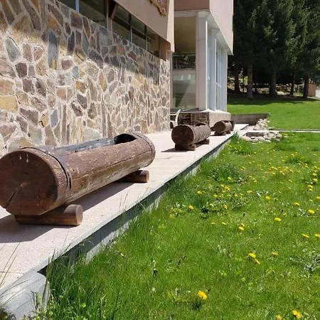 Деревянный коттедж In Residencia Maresme Neu - La Molina *